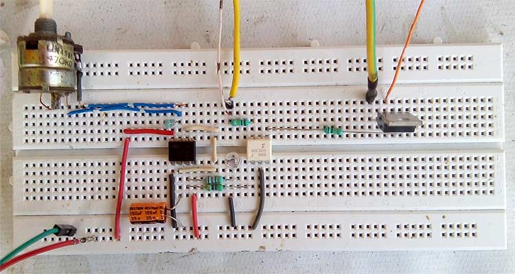 AC BULB Flashing and Blink Control Circuit AC BULB Flashing and Blink Control Circuit using TRIAC and 555 Timer IC