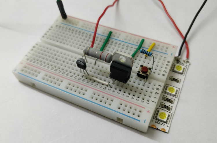 Electronic Fuse Circuit on Breadboard Electronic Fuse Circuit on Breadboard