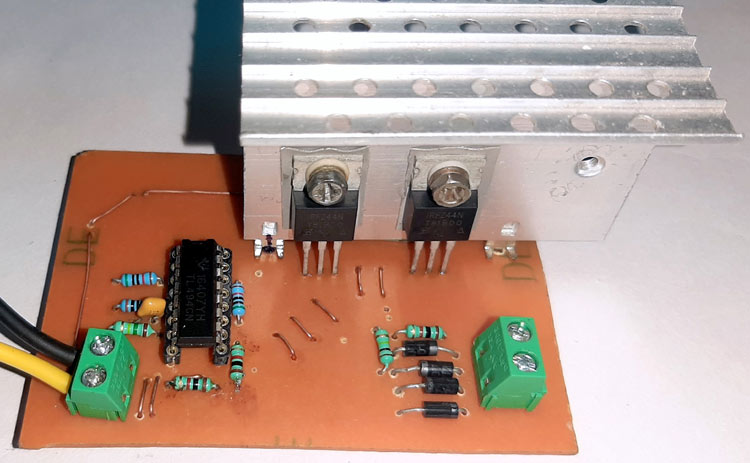 PWM Inverter Circuit using TL494 PWM Inverter Circuit using TL494