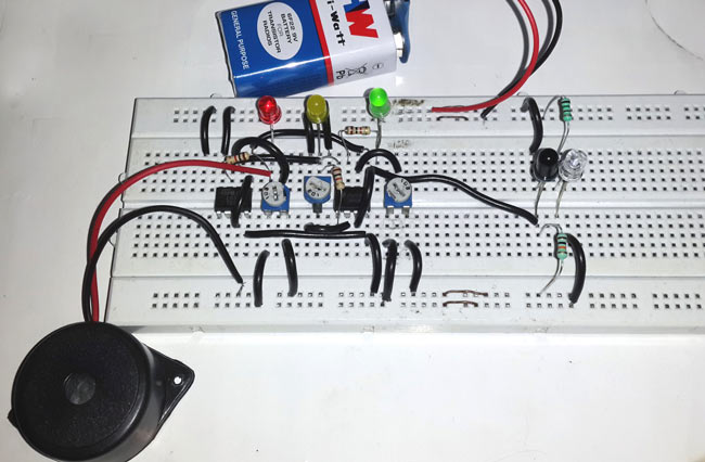 Reverse Car Parking Circuit using IC LM358 Reverse Car Parking Circuit using IC LM358