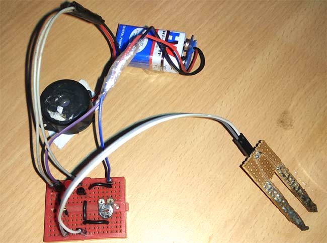 Simple Soil Moisture Detector Circuit Simple Soil Moisture Detector Circuit