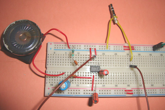 Small Loudspeaker for Computer or Cell Phone Audio Amplifier: Small Loudspeaker for Computer or Cell Phone
