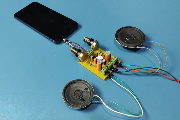 TDA2822 Stereo Audio Amplifier TDA2822 Stereo Audio Amplifier