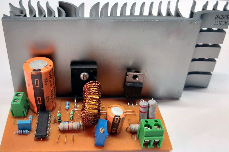 TL494 High Power High Efficiency Buck Converter TL494 High Power High Efficiency Buck Converter Circuit