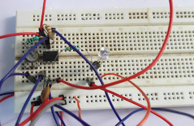 TV Remote Control Signal Jammer Circuit using IC 555 TV Remote Control Signal Jammer Circuit using IC 555
