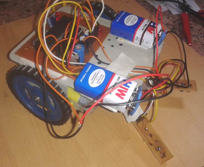 Edge Avoiding Robot using 8051 Microcontroller Edge Avoiding Robot using 8051 Microcontroller