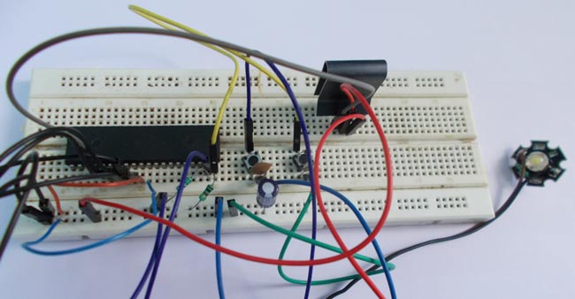 1 Watt LED Dimmer using ATmega32 Microcontroller AVR ATmega32 LED Dimmer with PWM