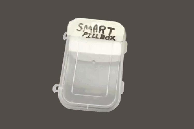 Smart Pill Box using ESP01 and Blynk Smart Pill Box using ESP01 and Blynk