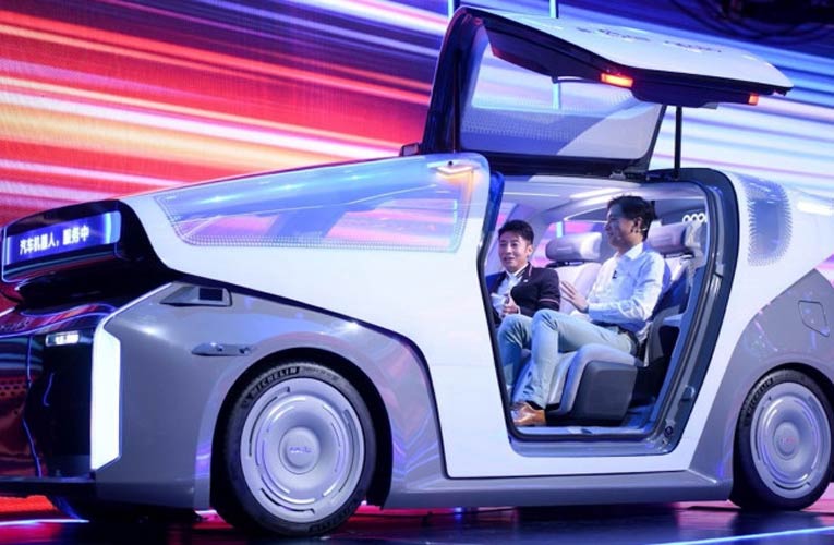Baidu' Robocar with Second-Generation AI Chip Baidu' Robocar with Second-Generation AI Chip Kunlun 2