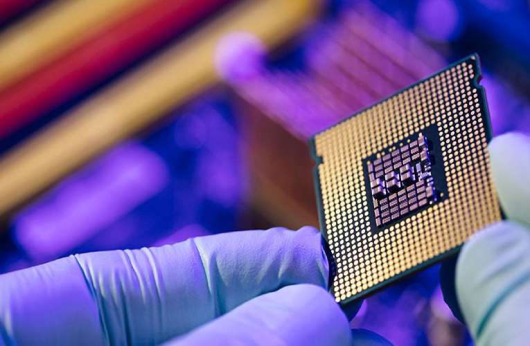 Semiconductor-Growth Semiconductor-Growth