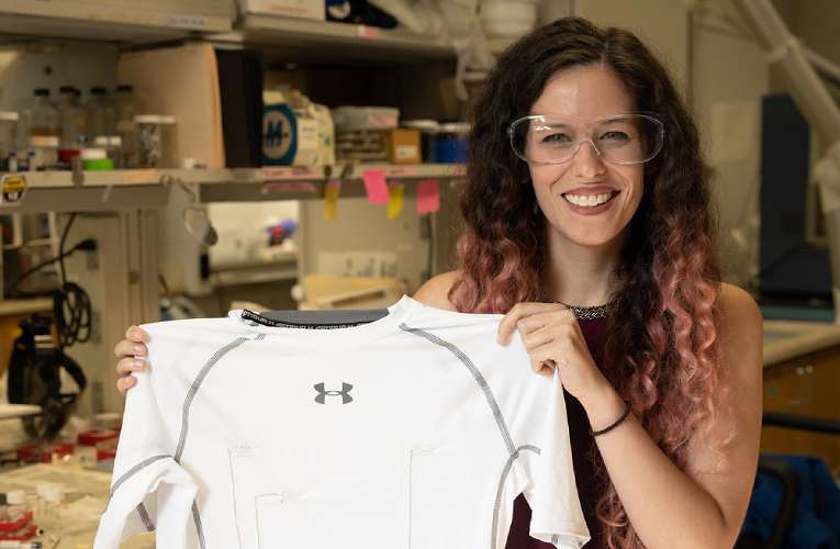 Flexible Carbon Nanotube Fibers Woven into Fabric to Monitor EKG and Heart-Rate Flexible Carbon Nanotube Fibers Woven into Fabric to Monitor EKG and Heart-Rate