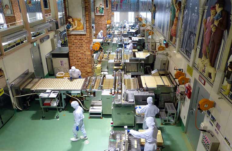 Japan Witnesses 6% Fall in Industrial Output Japan Witnesses 6% Fall in Industrial Output
