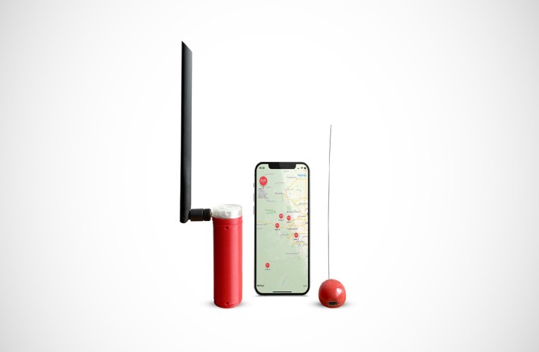 Loko: Open Source, Battery Operated GPS Tracker Loko Open Source, Battery Operated GPS Tracker