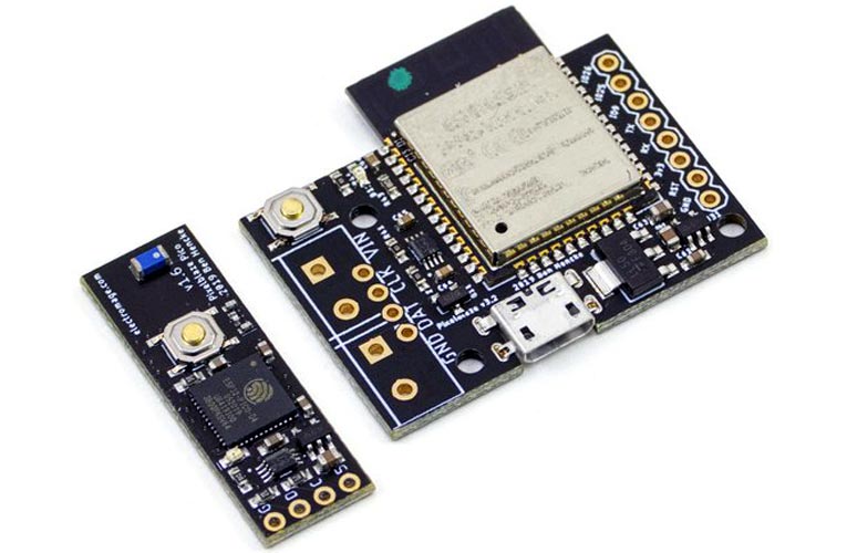 Pixelblaze V3 Wi-Fi-Enabled Live-Codable LED Controller Pixelblaze V3 Wi-Fi-Enabled Live-Codable LED Controller