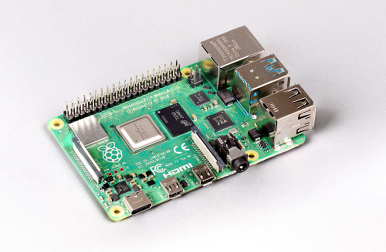 Raspberry Pi 4 with 8 GB Version Raspberry Pi 4 with 8 GB Version