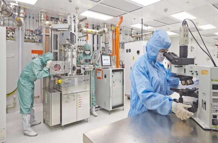 Semiconductor-Manufacturing Semiconductor-Manufacturing