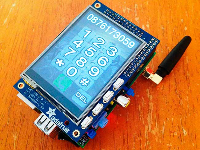 DIY Raspberry Pi Phone DIY Raspberry Pi Phone