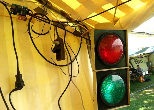 Raspberry Pi Netlight: The Internet Indicator Raspberry Pi Netlight: The Internet Indicator